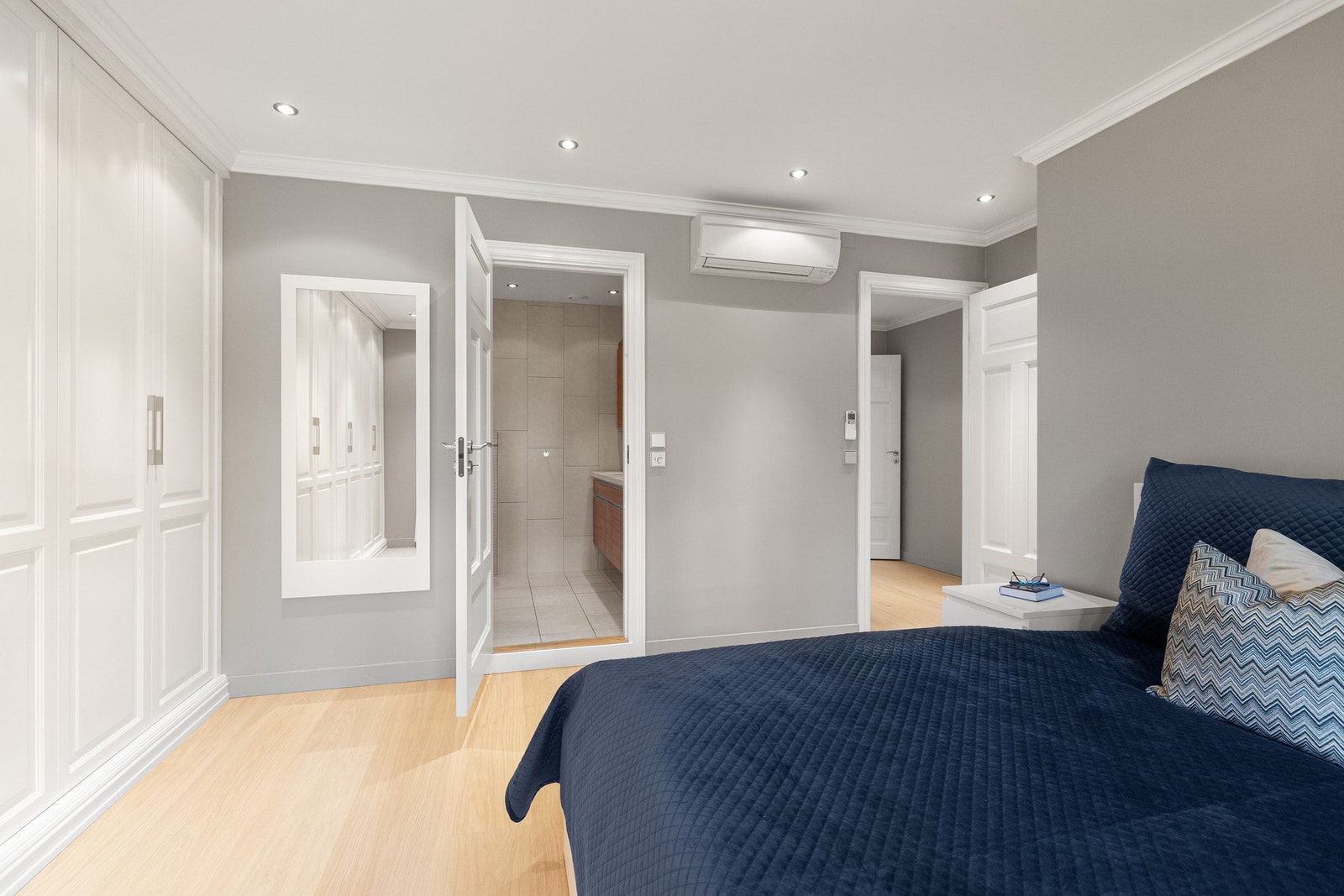 Soverommet har egen aircondition for svale netter. Galleribilde