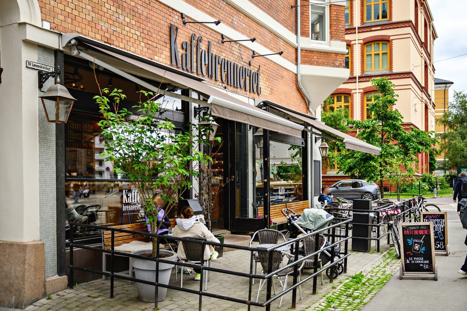 Populære Kaffebrenneriet på Elisenberg. I nabolaget finner du et stort utvalg av hyggelige kafeer og restauranter. Galleribilde