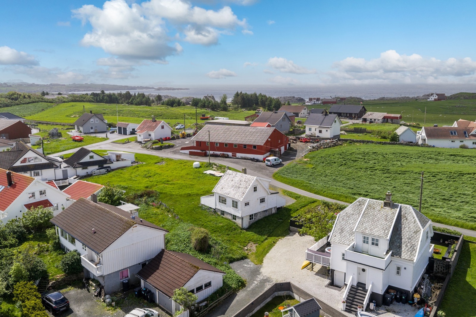 Velkommen til Søre Ferkingstadveg 95, presentert av Daniel Gård. Galleribilde
