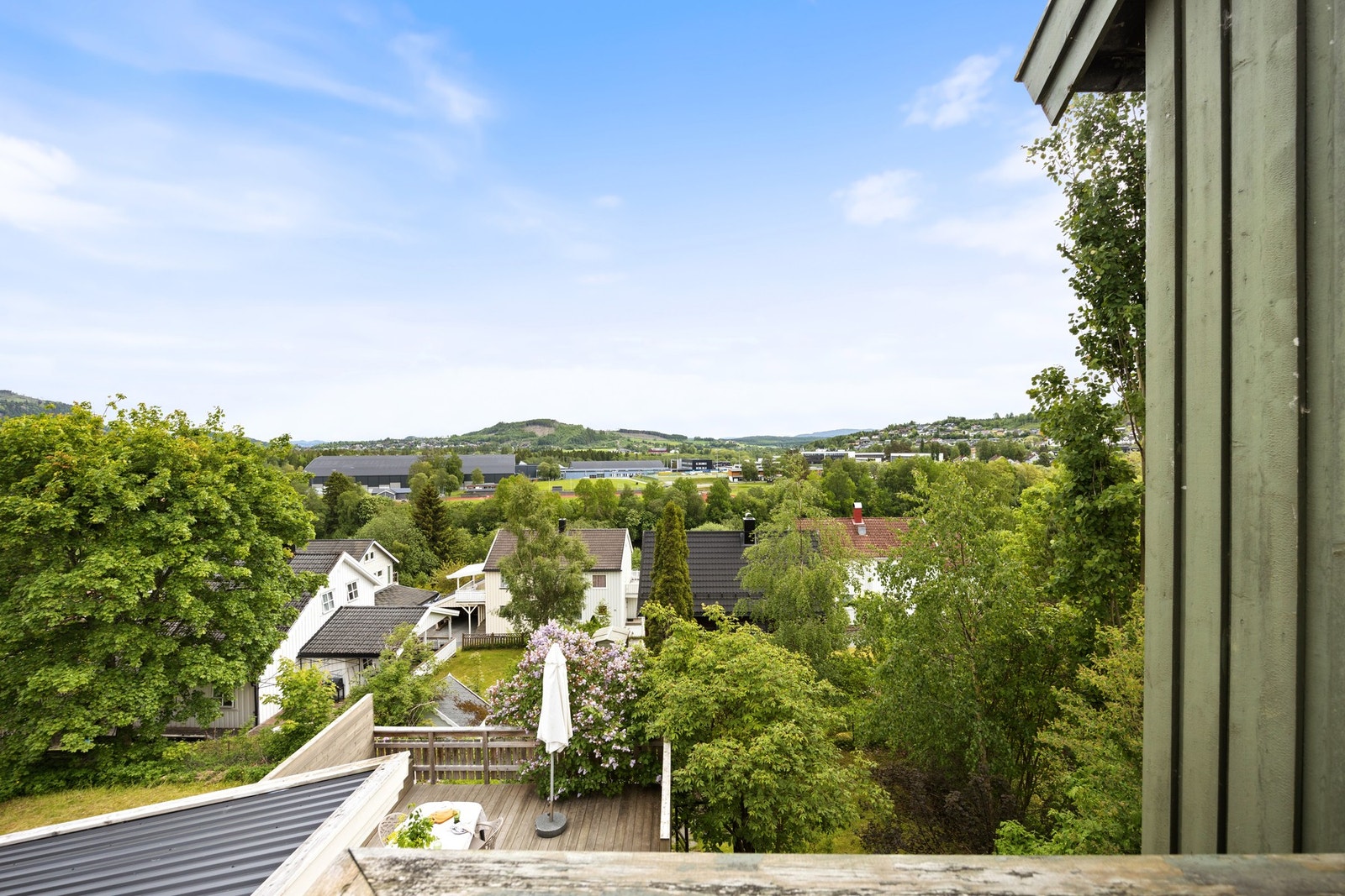 Utsikt fra terrasse Galleribilde