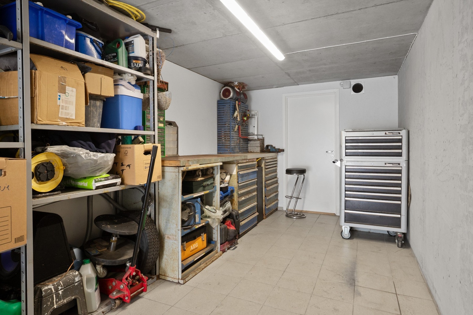 Tilgang til bod med teknisk rom - alt samlet og ryddig. Galleribilde
