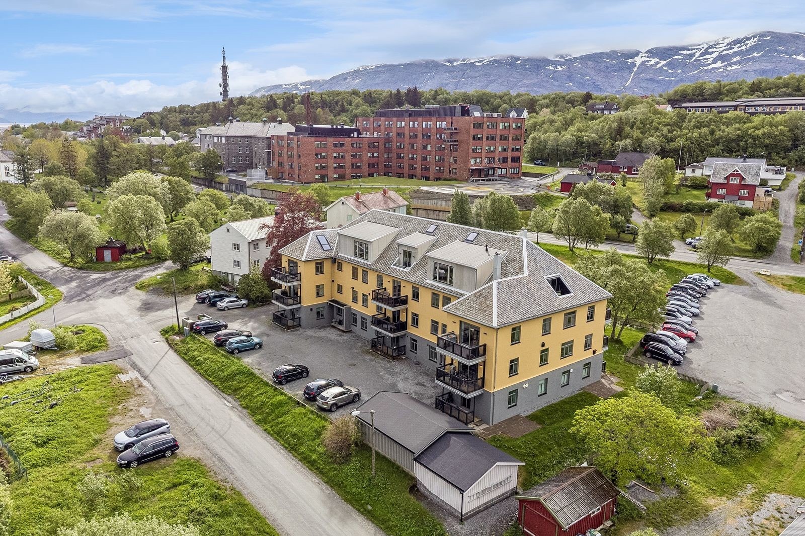 En moderne og innbydende 2-roms andelsleilighet beliggende i 1. etasje i populære Søsterhjemmet borettslag Galleribilde