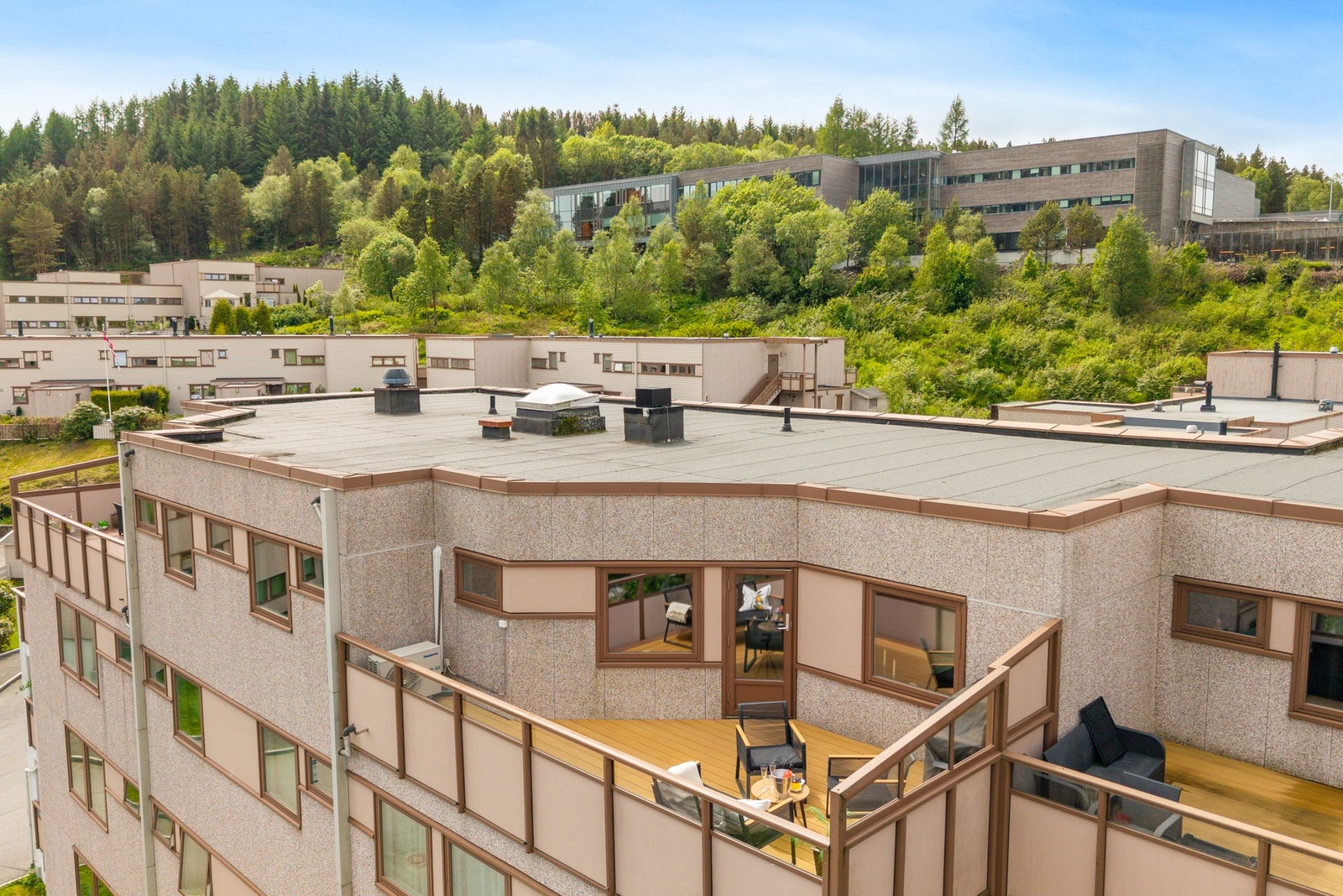 Her bor du i et etablert og barnevennlig område i Olsvik, med kort vei til alt man trenger i hverdagen. Galleribilde
