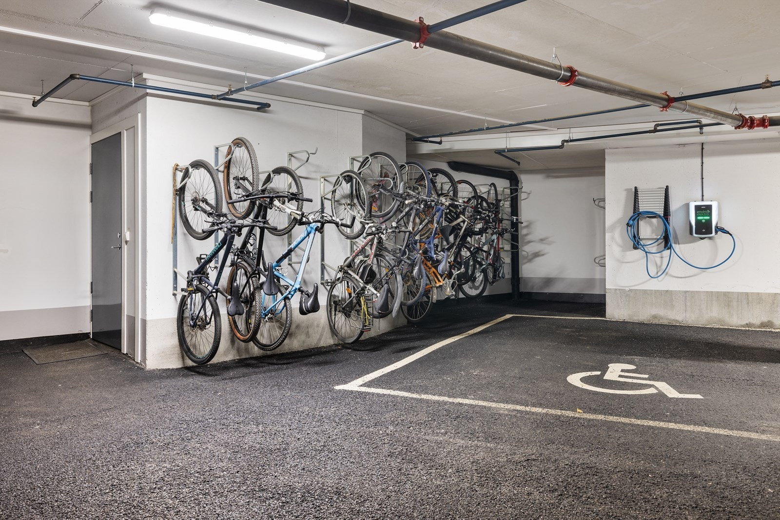 Her kan man også lagre sykkelen. Galleribilde
