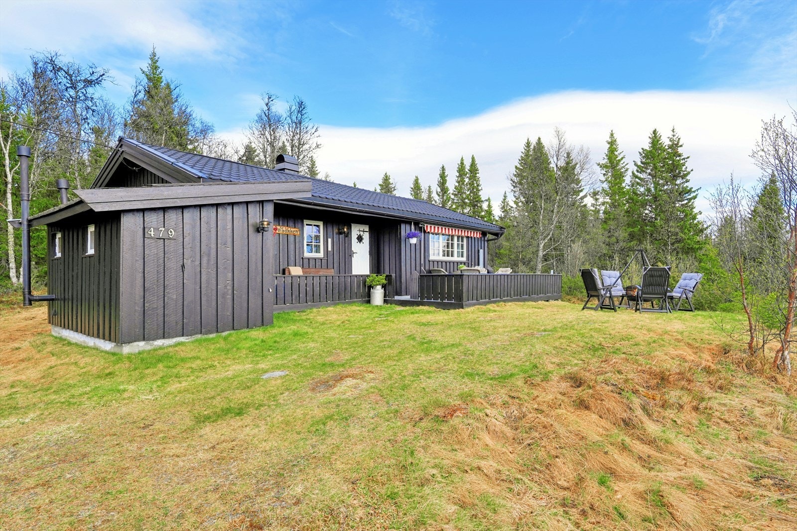 DNB Eiendom ved Torleif Løvfald Gaard har gleden av å presentere Knippesetvegen 479! Galleribilde