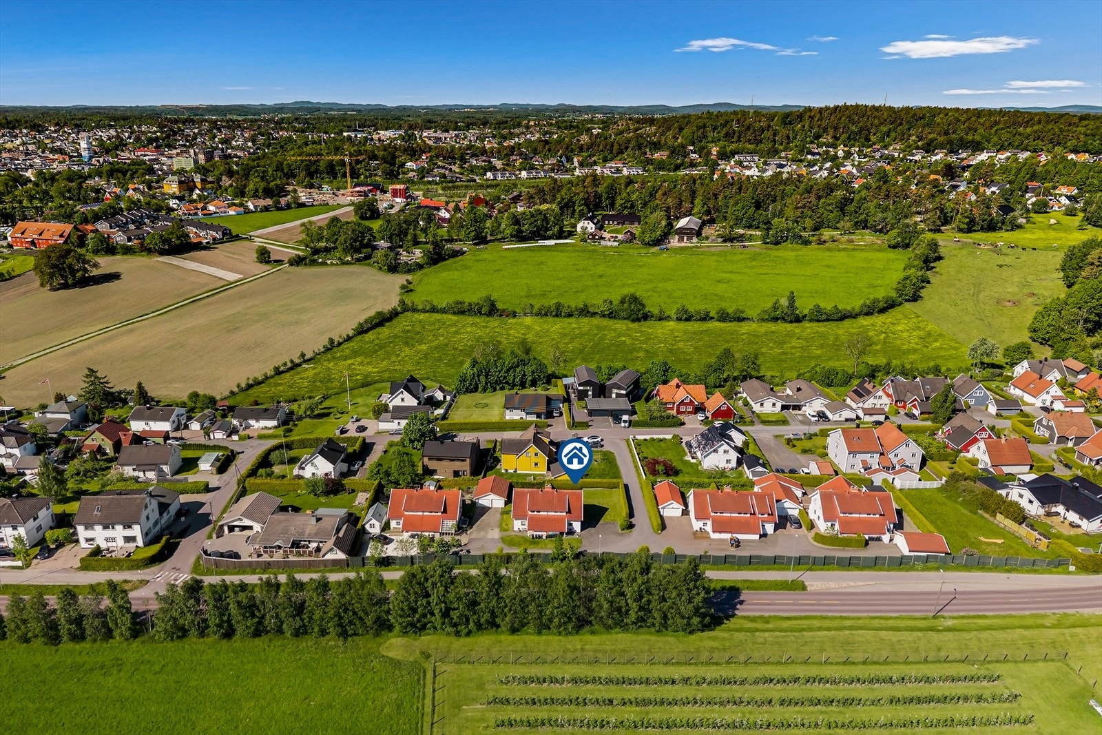 Nærområdet byr på flotte turmuligheter, blant annet i Hasleskogen. Galleribilde