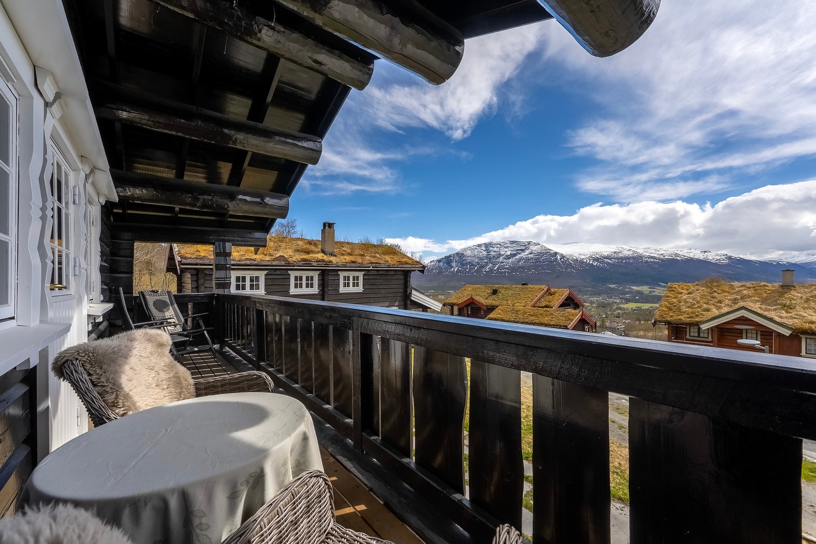 Flott utsikt fra balkong. Galleribilde