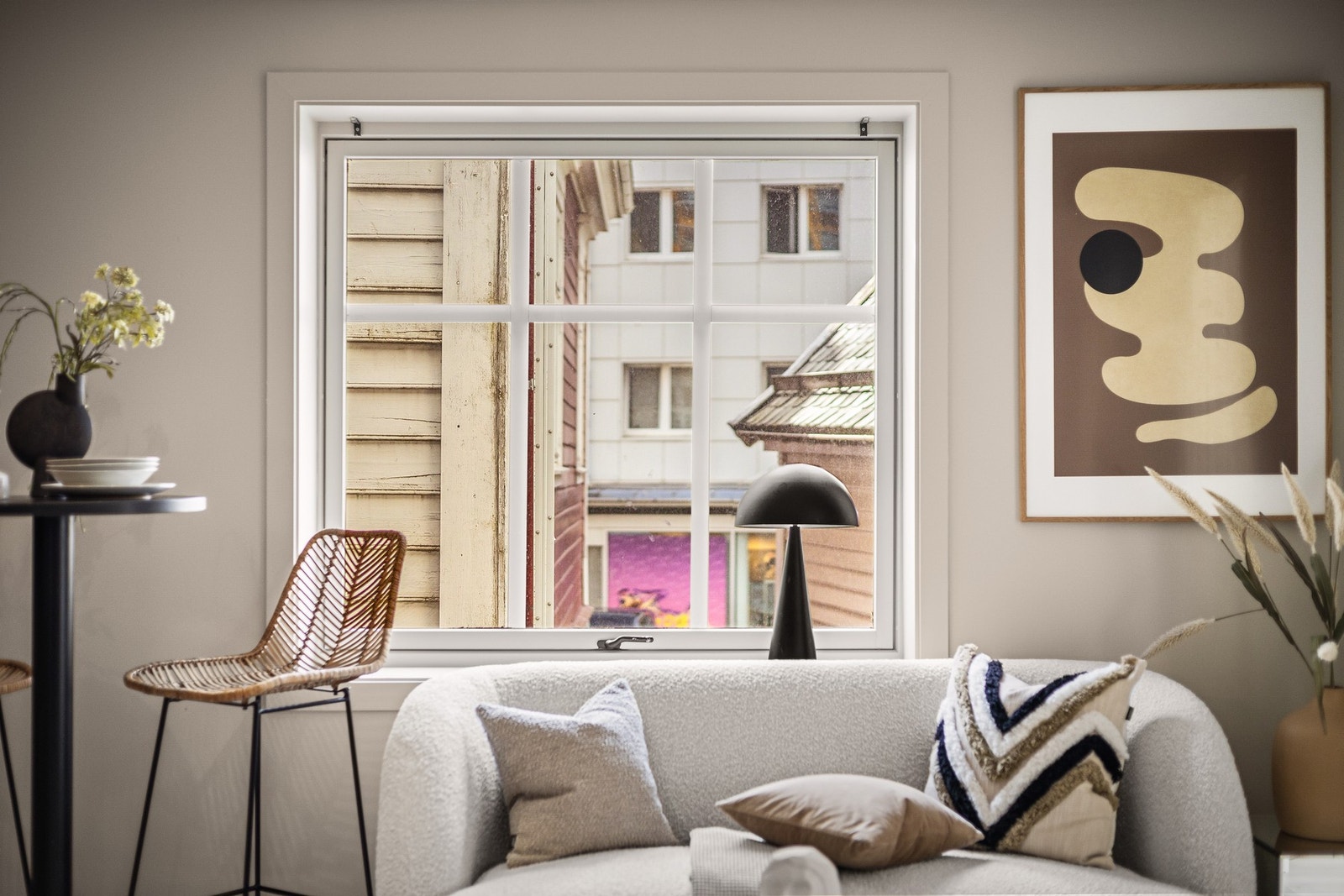 Huset ligger skjermet til i et smau Galleribilde