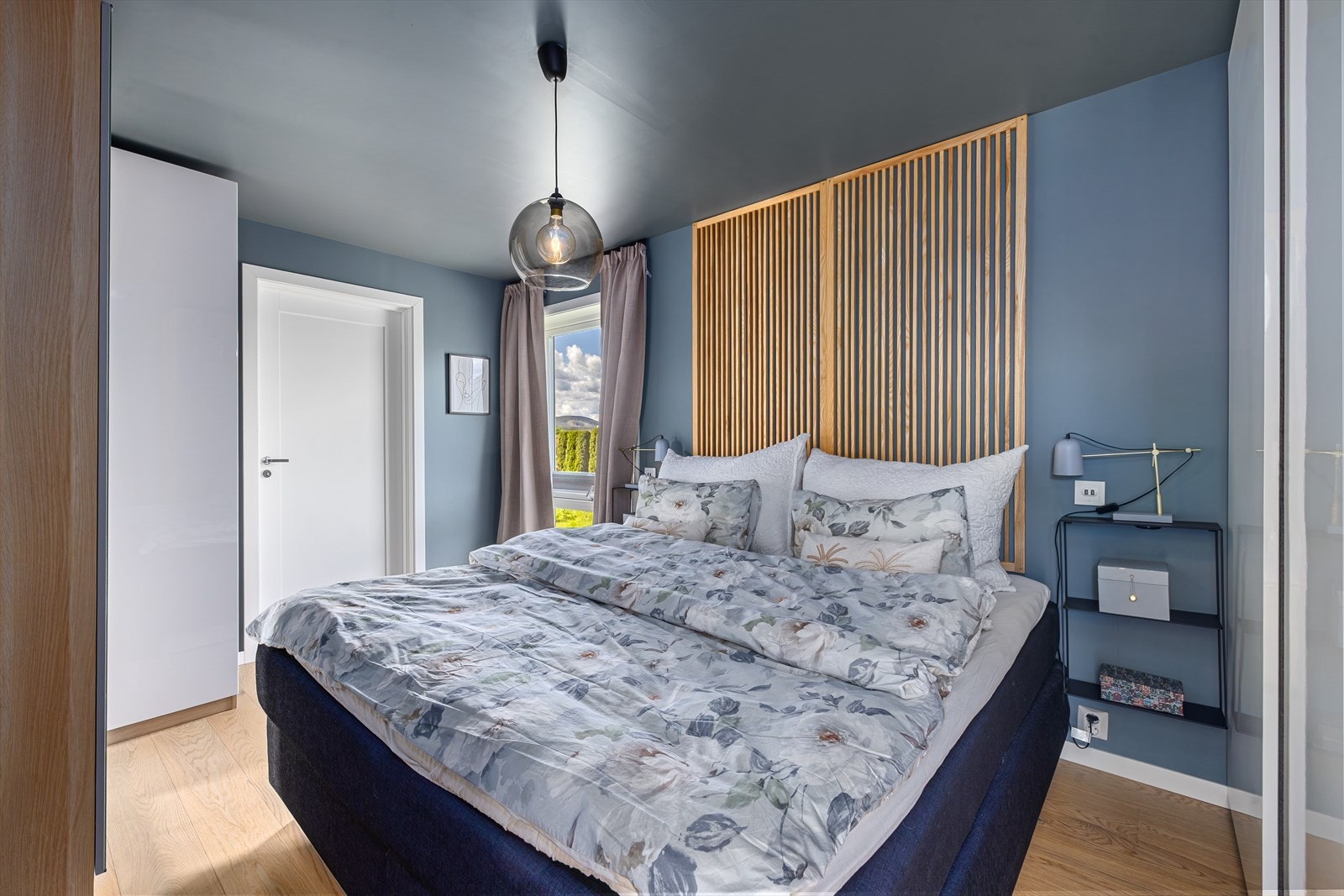 Master bedroom Galleribilde