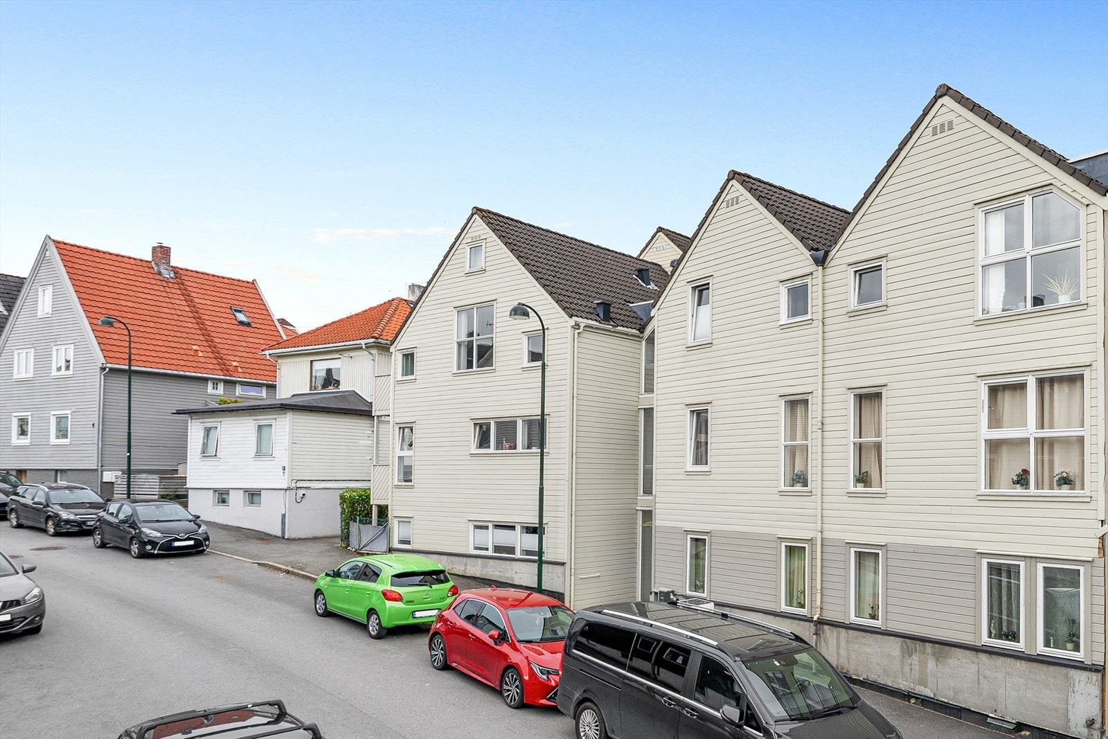 - Krossgata 10 har en attraktiv beliggenhet i populære Stavanger Øst, et område som de senere årene har utviklet seg til å bli en av Stavangers mest spennende og ettertraktede bydeler - Galleribilde