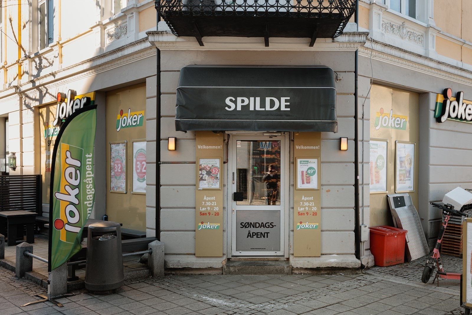 Kulturinteresserte vil sette pris på nærheten til både kulturhus, museer og byens øvrige kulturtilbud. Samtidig ligger Bergen sentrum kun en kort spasertur unna, med alt av shopping, serveringssteder og opplevelser som byen har å by på. Galleribilde