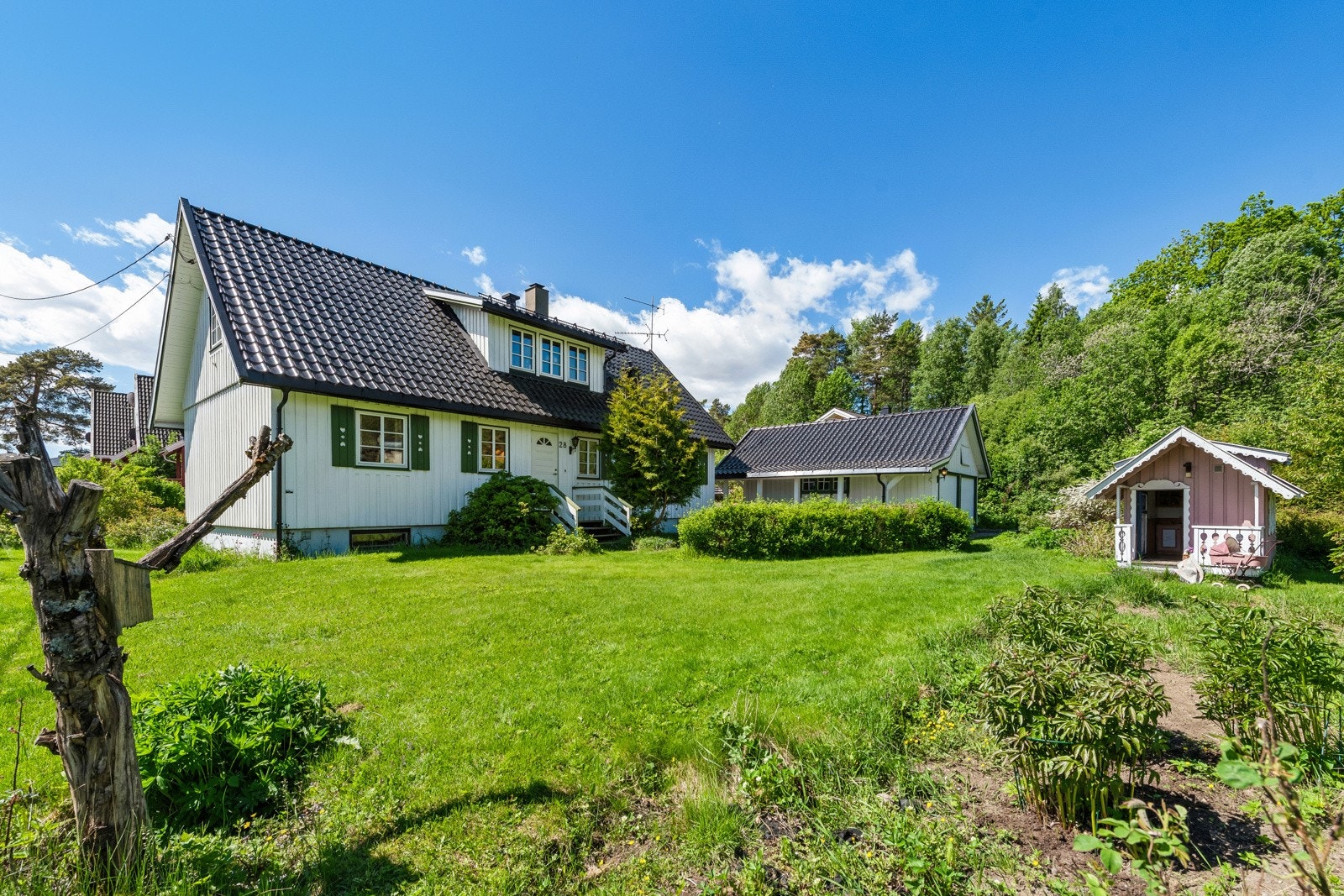 Velkommen til Arthur Nordlies vei 28. Et eventyr av et hus hvor mange av de originale detaljene er bevart. Galleribilde