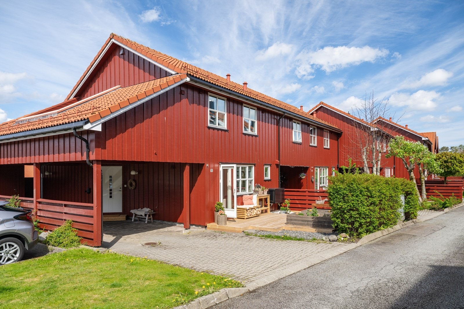 Innbydende fasade og flott plassering i enden av rekken Galleribilde
