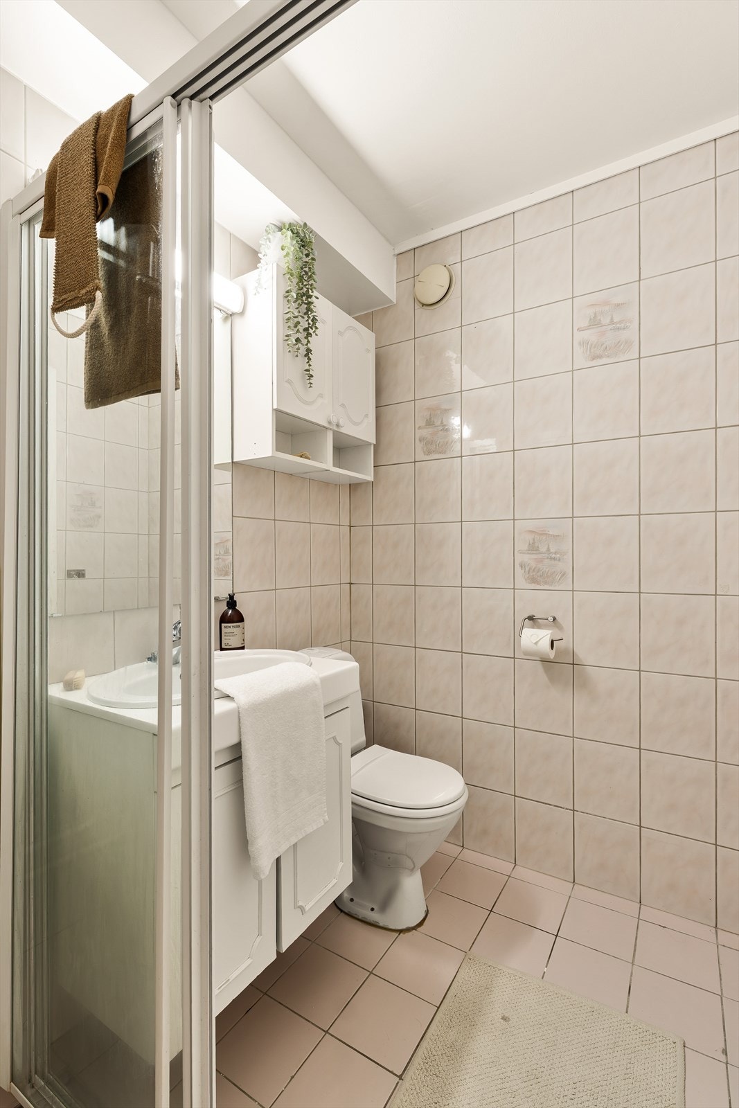 - Badet måler 2,9m² - Galleribilde