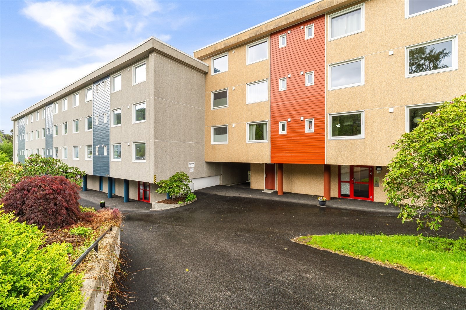 - Her bor du i et veletablert og attraktivt boligområde i hjertet av Fyllingsdalen - Galleribilde