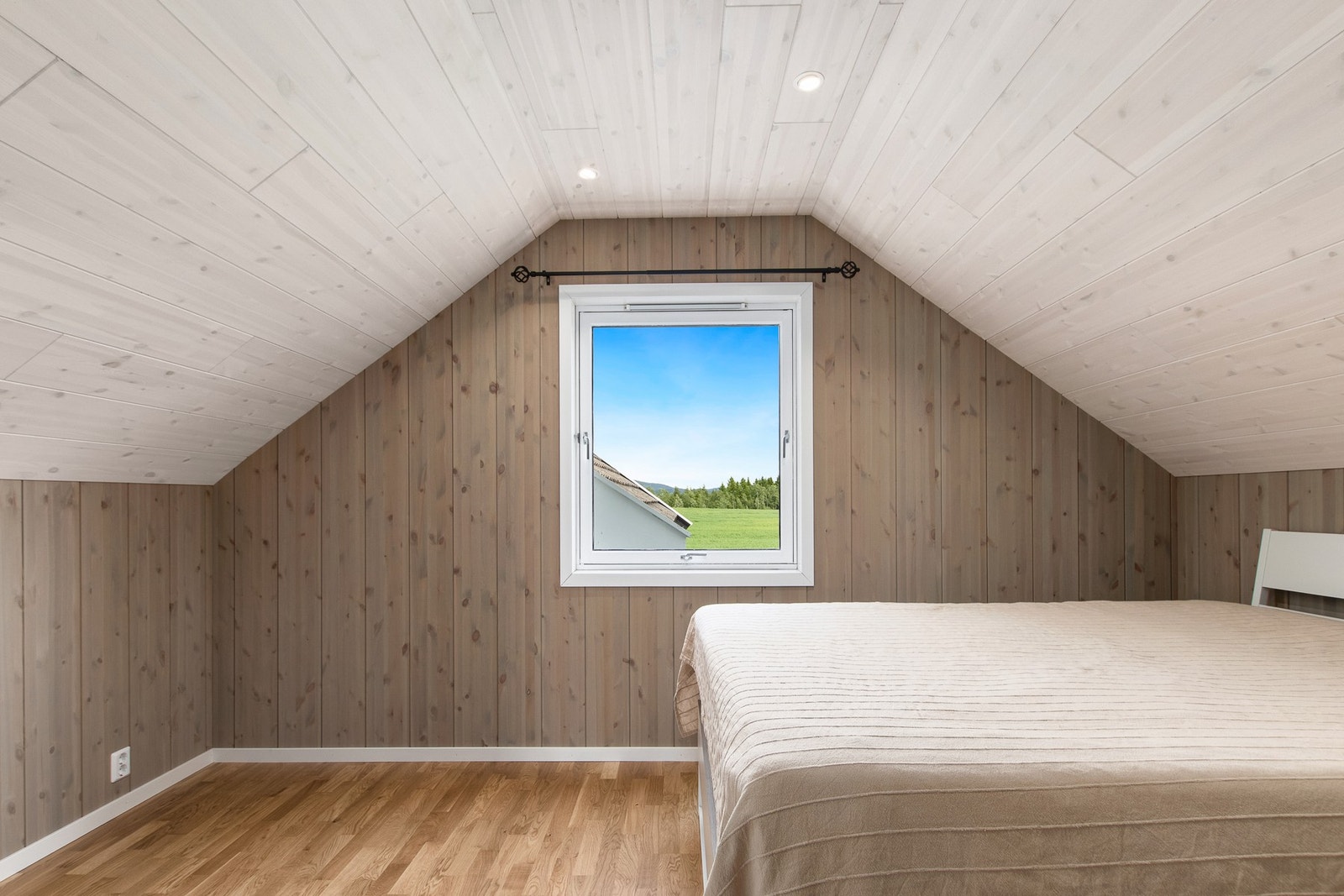 Soverom i loftsetasjen. Galleribilde