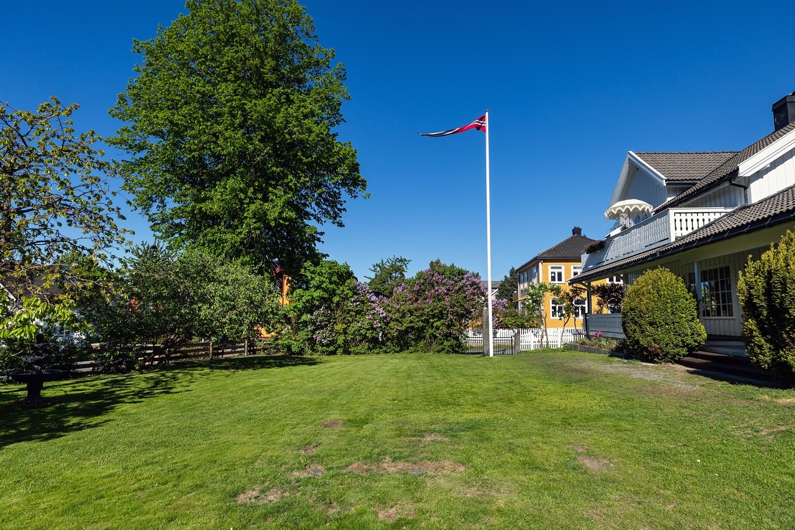 Hagen er usjenert og gir gode muligheter for lek og rekreasjon. Galleribilde