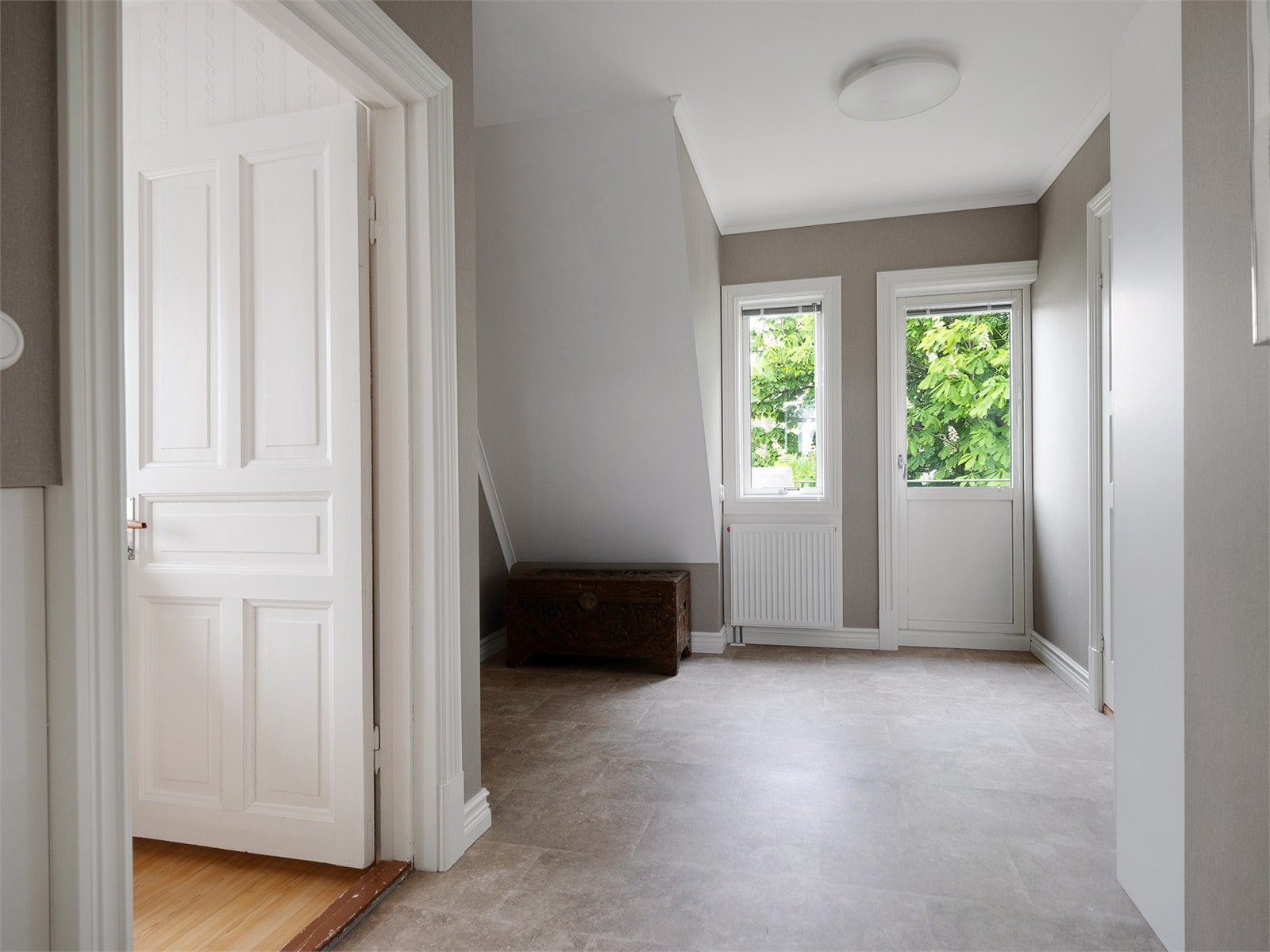 Vidare till övre plan Galleribilde
