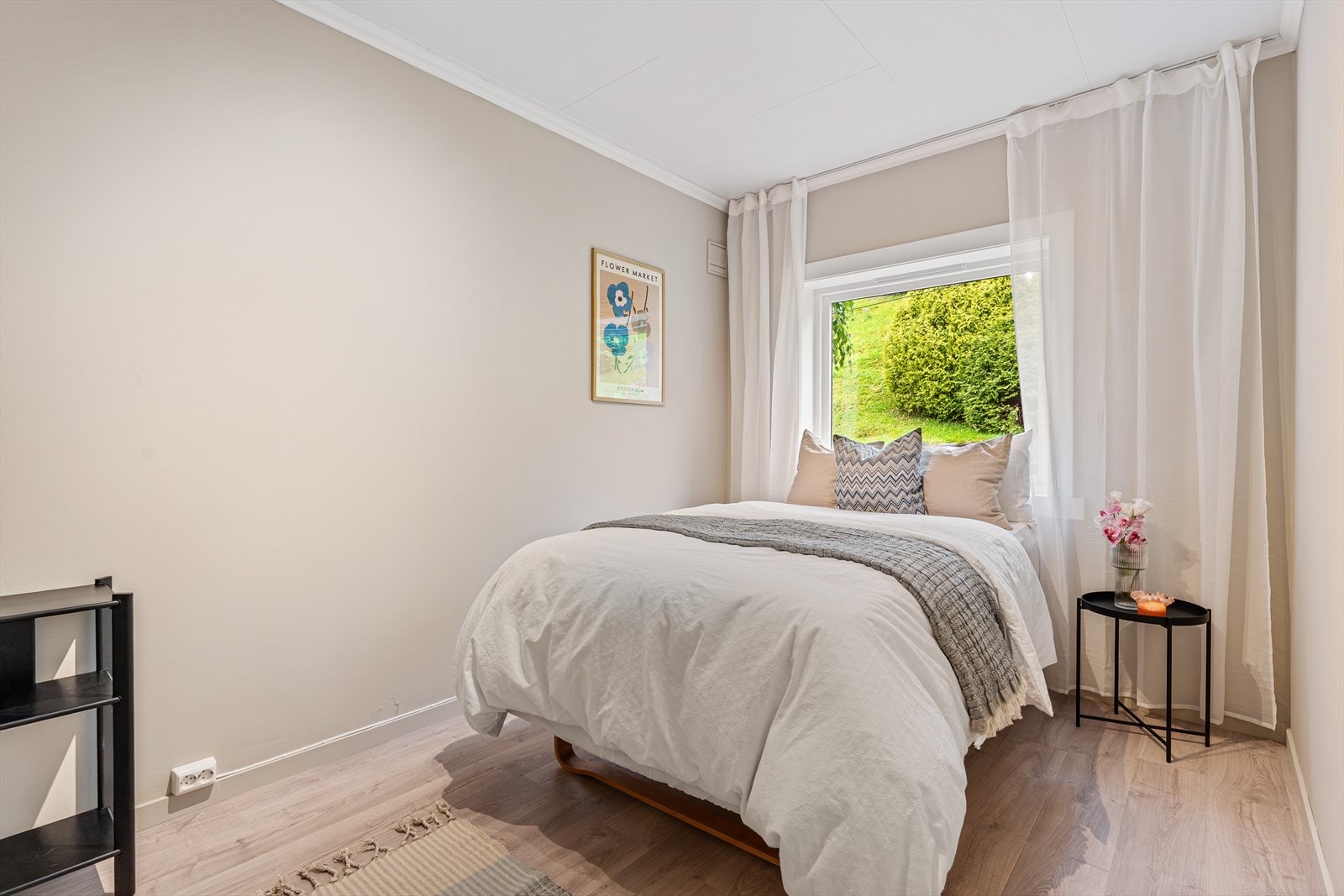 - Soverom 2 måler 10m² og passer perfekt som barne- eller gjesterom - Galleribilde