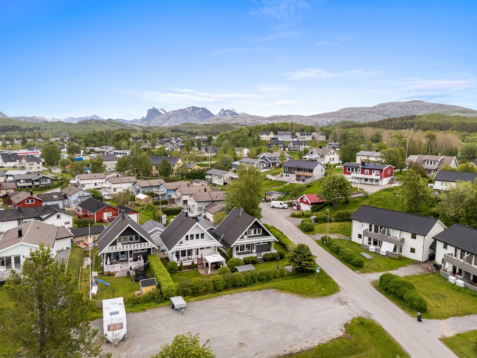 Passer ikke oppsatt visning? Ta kontakt for å avtale privatvisning. Galleribilde