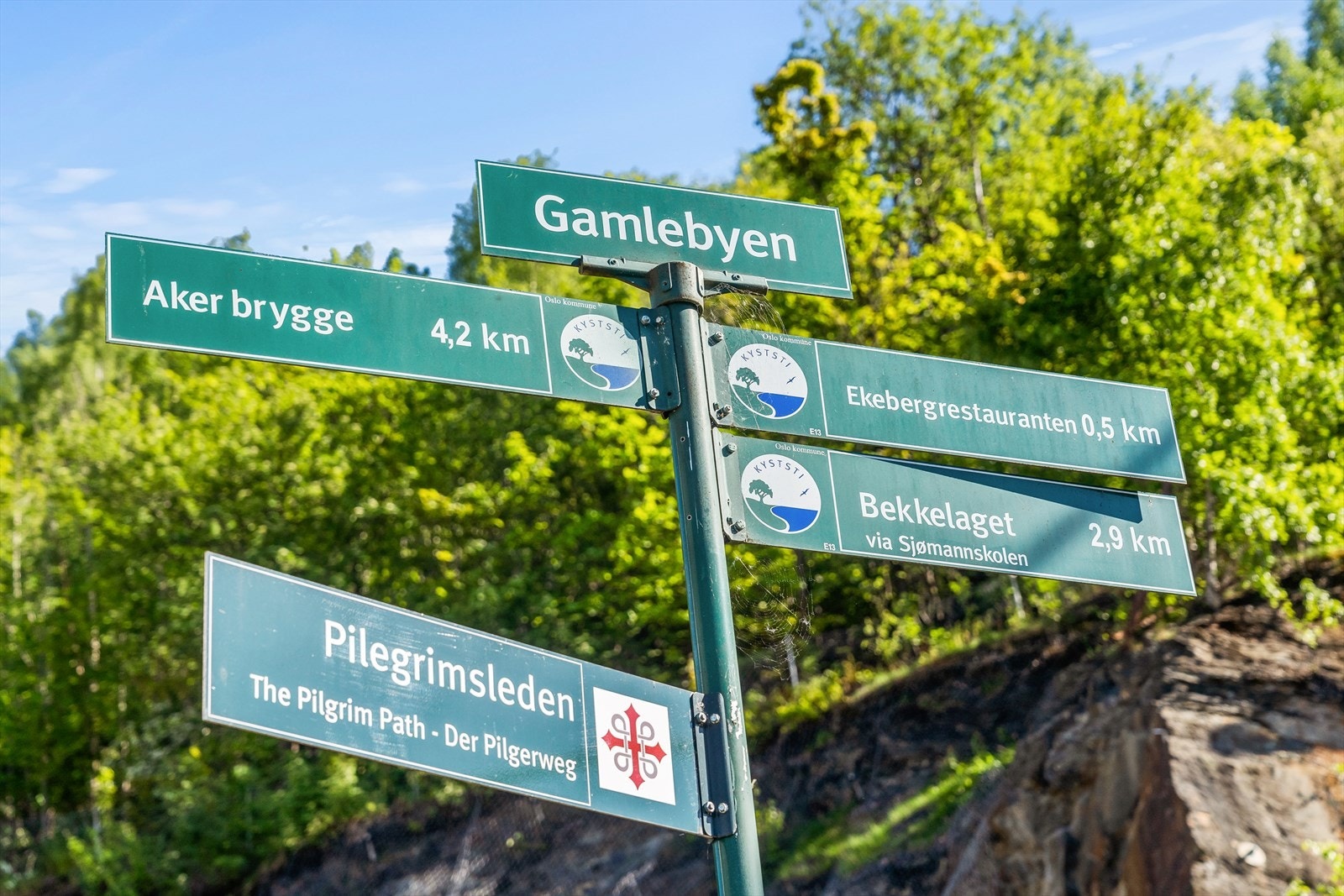Fine turmuligheter både langs sjøen og oppover i Ekebergskogen som er Oslo Kommune sitt største friområde. Galleribilde