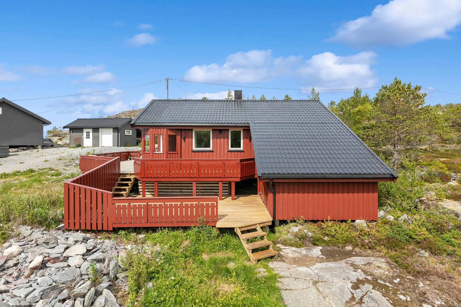 Utrolig flott hytte, lett tilgjengelig og parkering like utenfor. Galleribilde