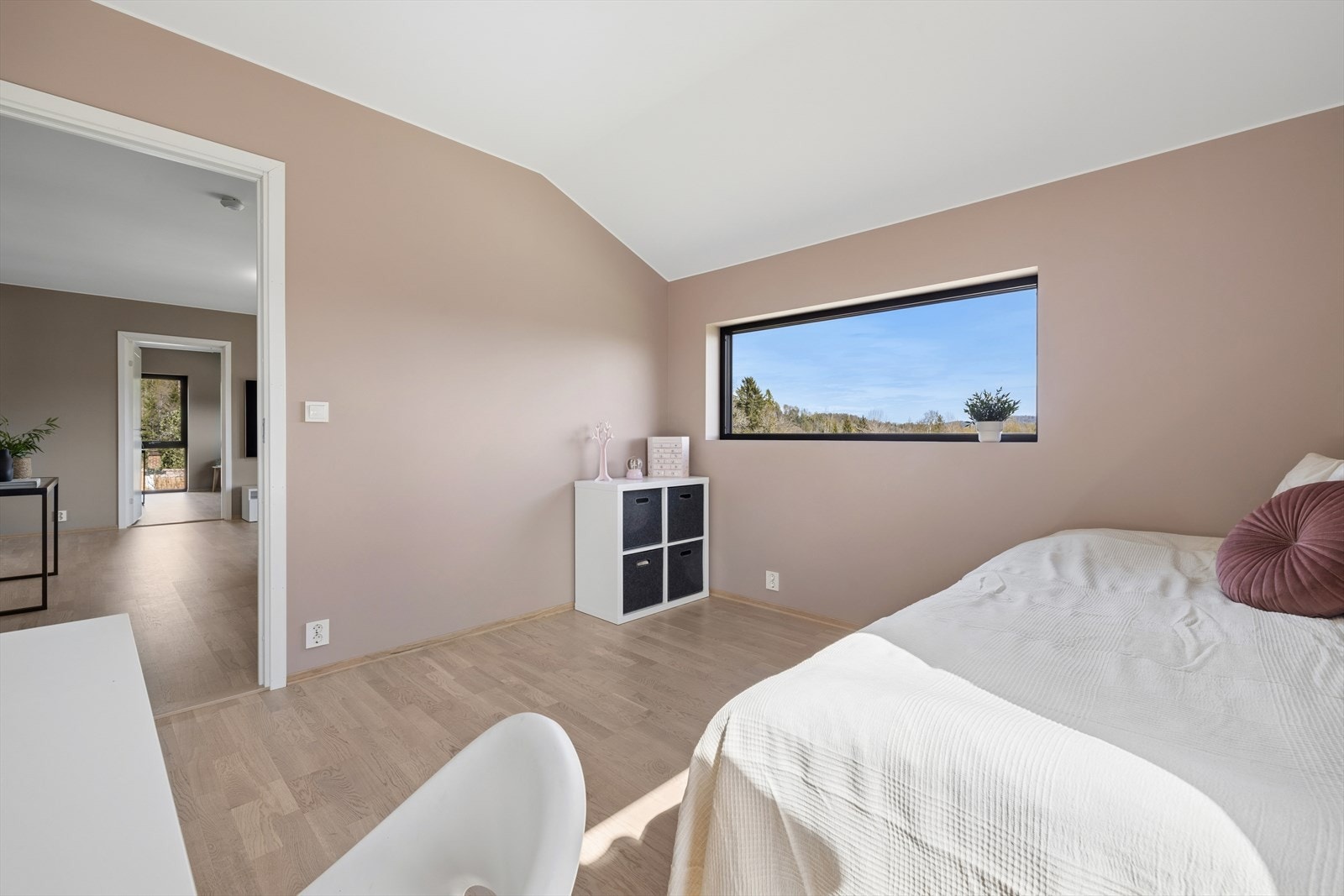 Soverom lll Galleribilde