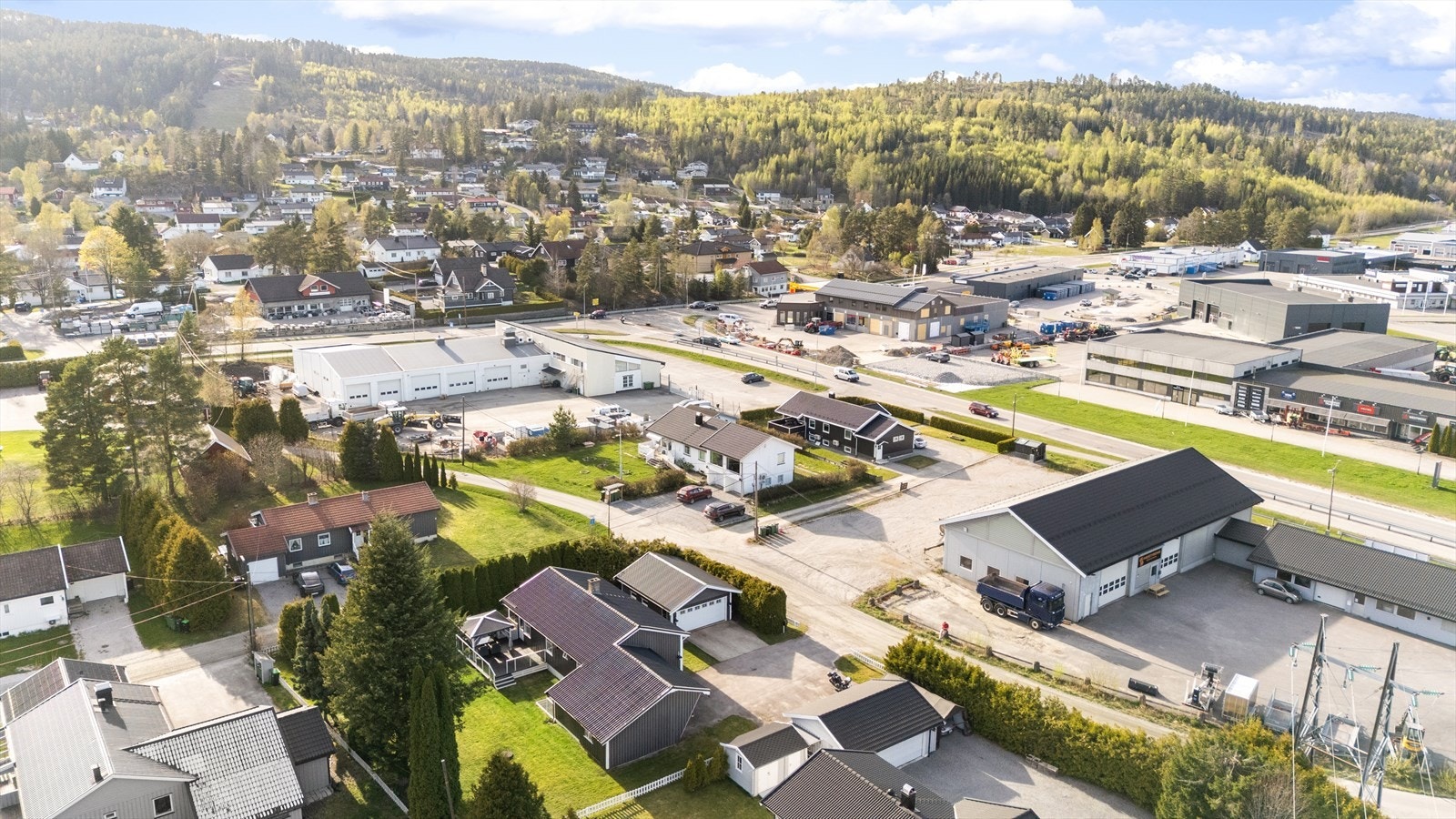 Svært sentral beliggenhet på Bjørkelangen Galleribilde