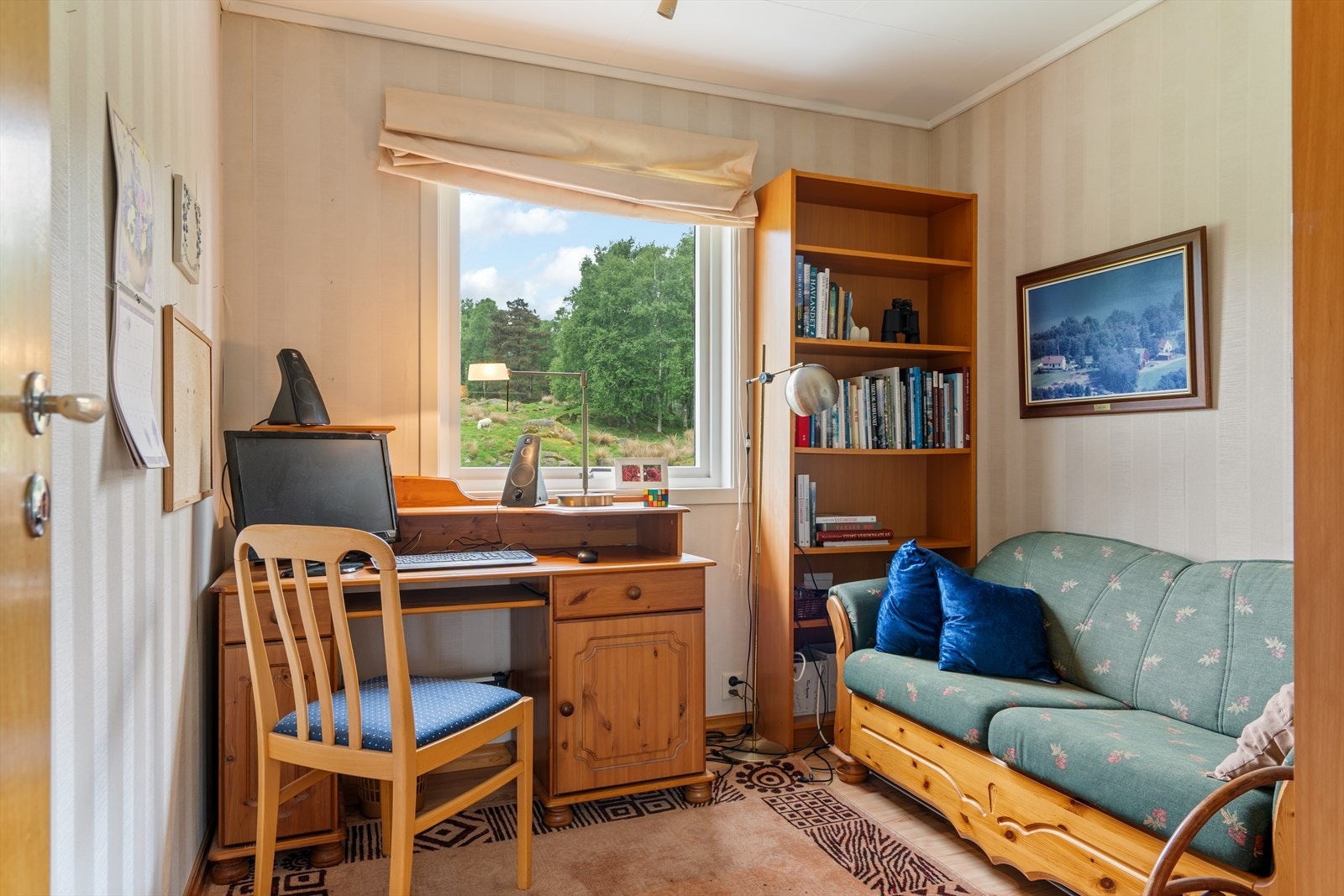Rom som blir brukt som kontor. Galleribilde