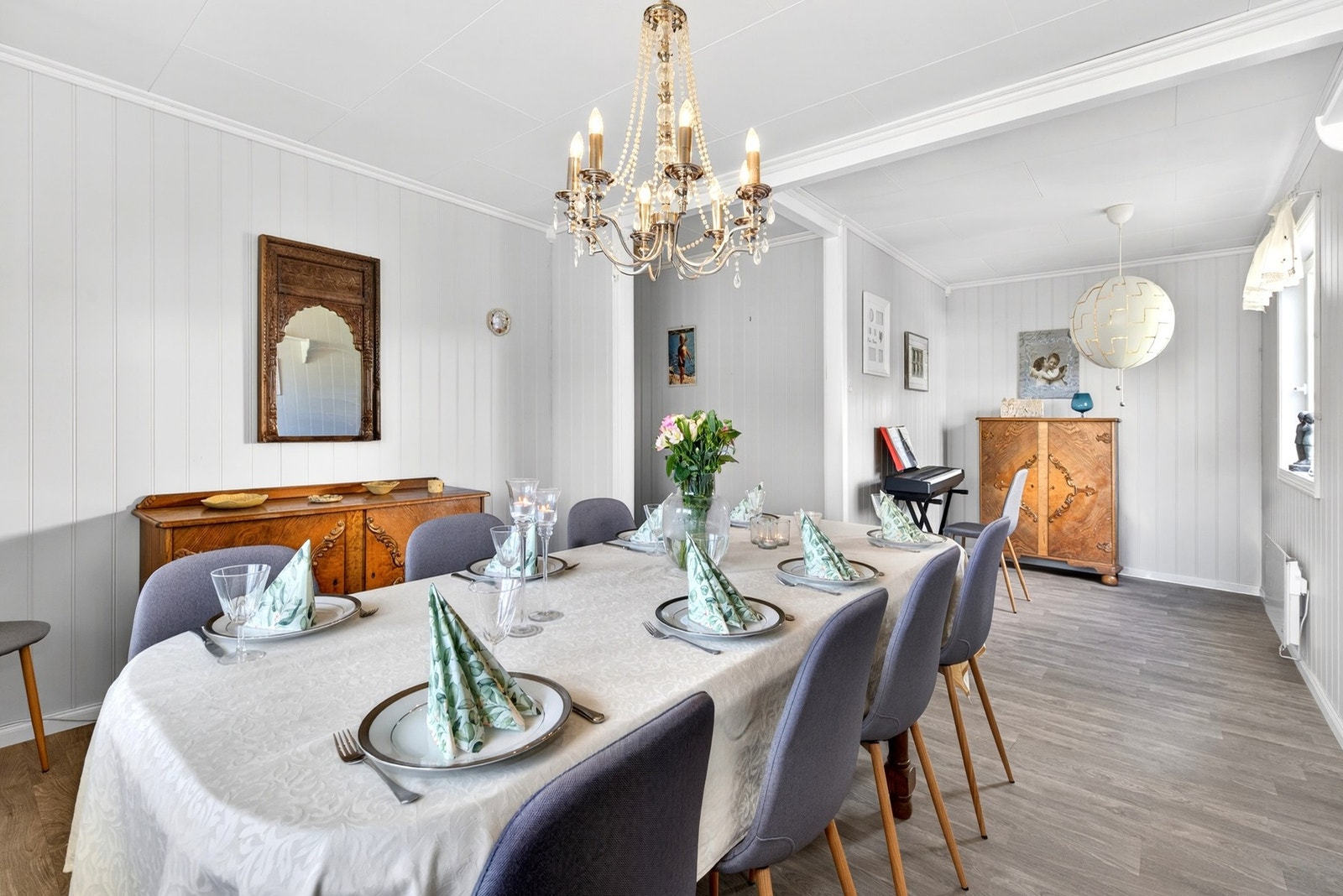 Innbydende og flott - både til hverdags og ved sosiale sammenkomster. Galleribilde