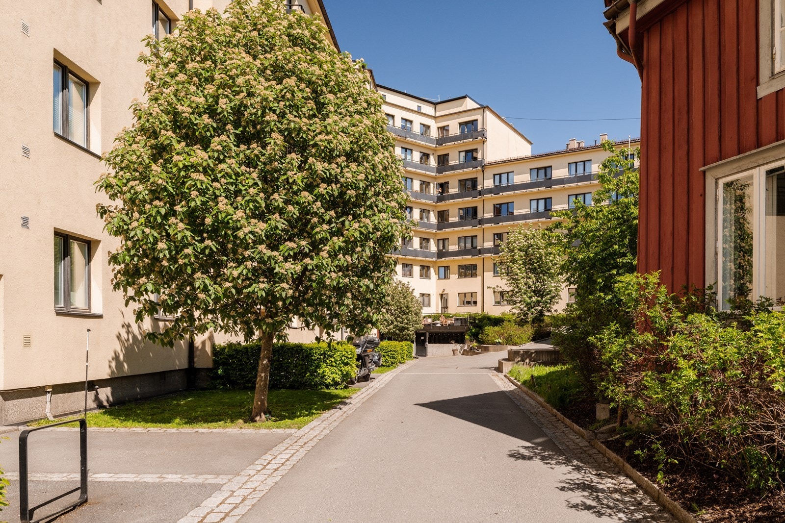 En rolig og tilbaketrukket beliggenhet, skjermet fra trafikk og støy. Galleribilde