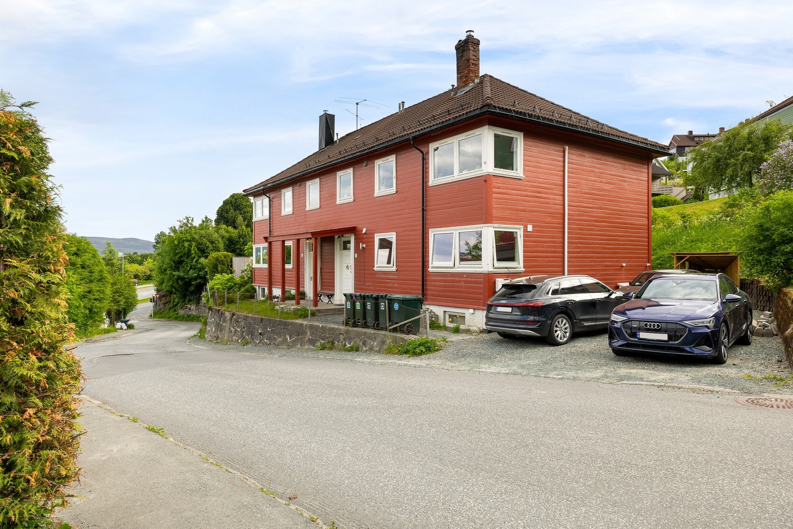 Velkommen til Fridtjof Nansens vei 66, presentert av EiendomsMegler 1 ved Sigbjørn Shaswar-Vestå. Galleribilde