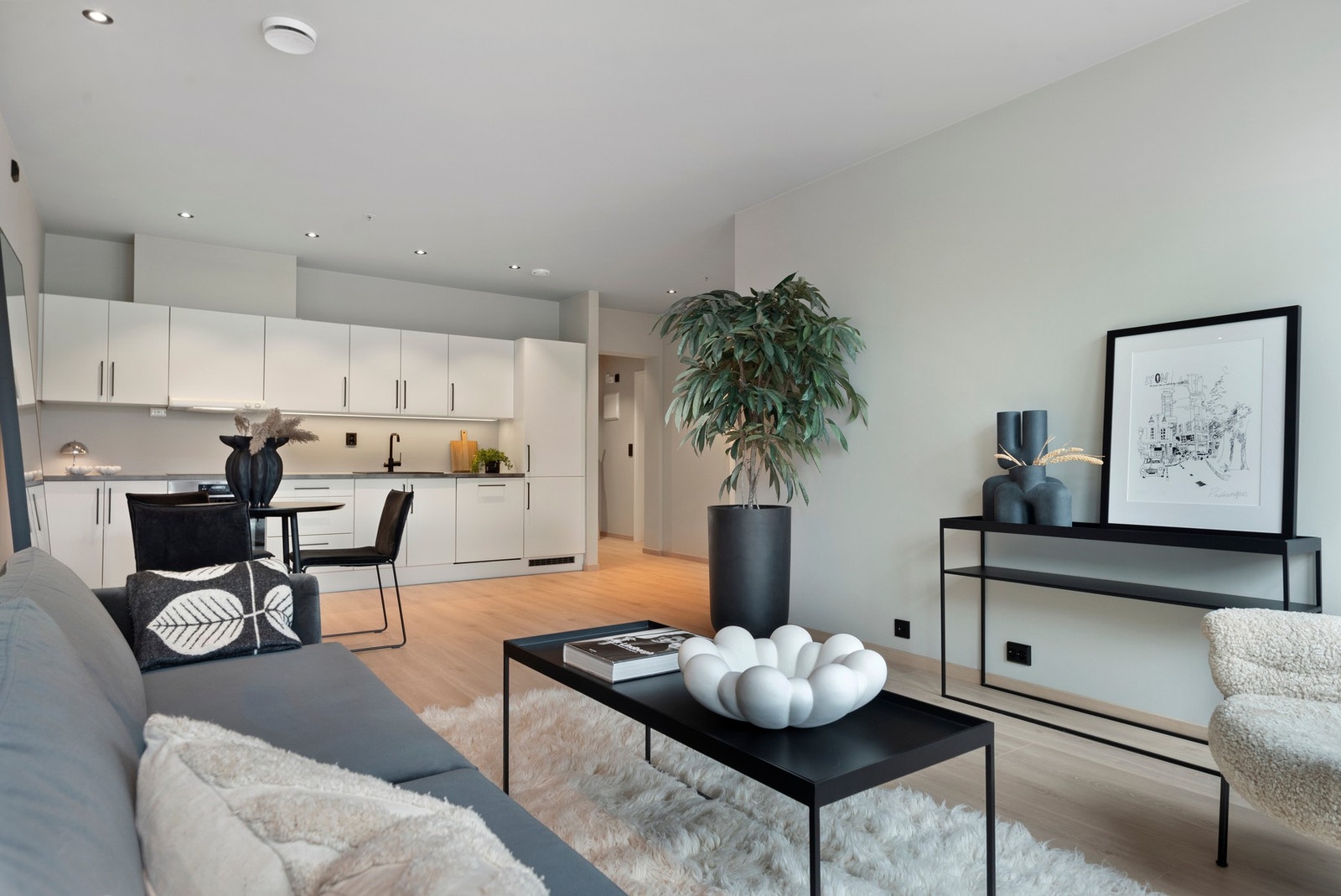 God plass for flere sittegrupper. Galleribilde
