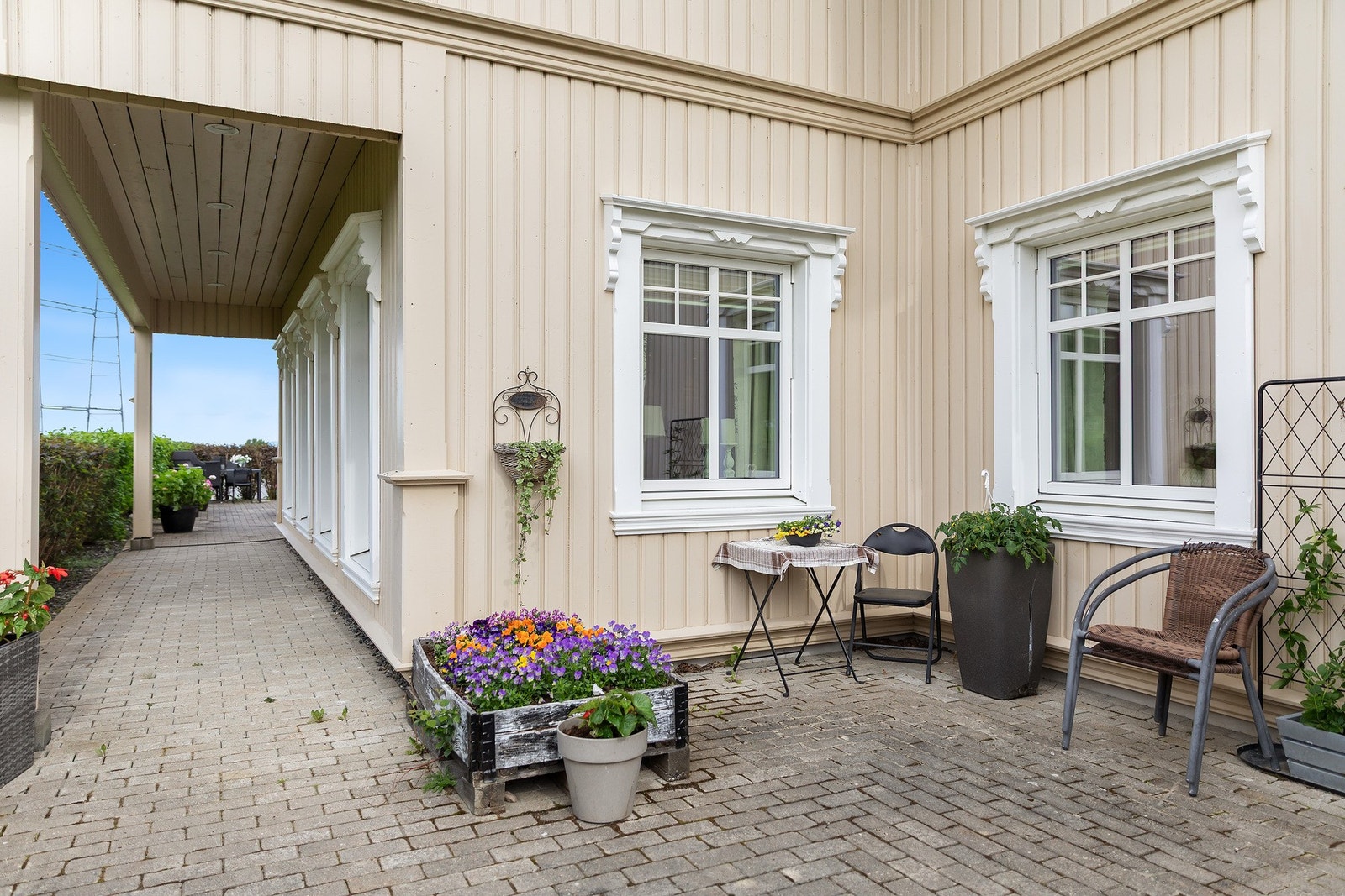 Uteområdet foran utleienheten Galleribilde