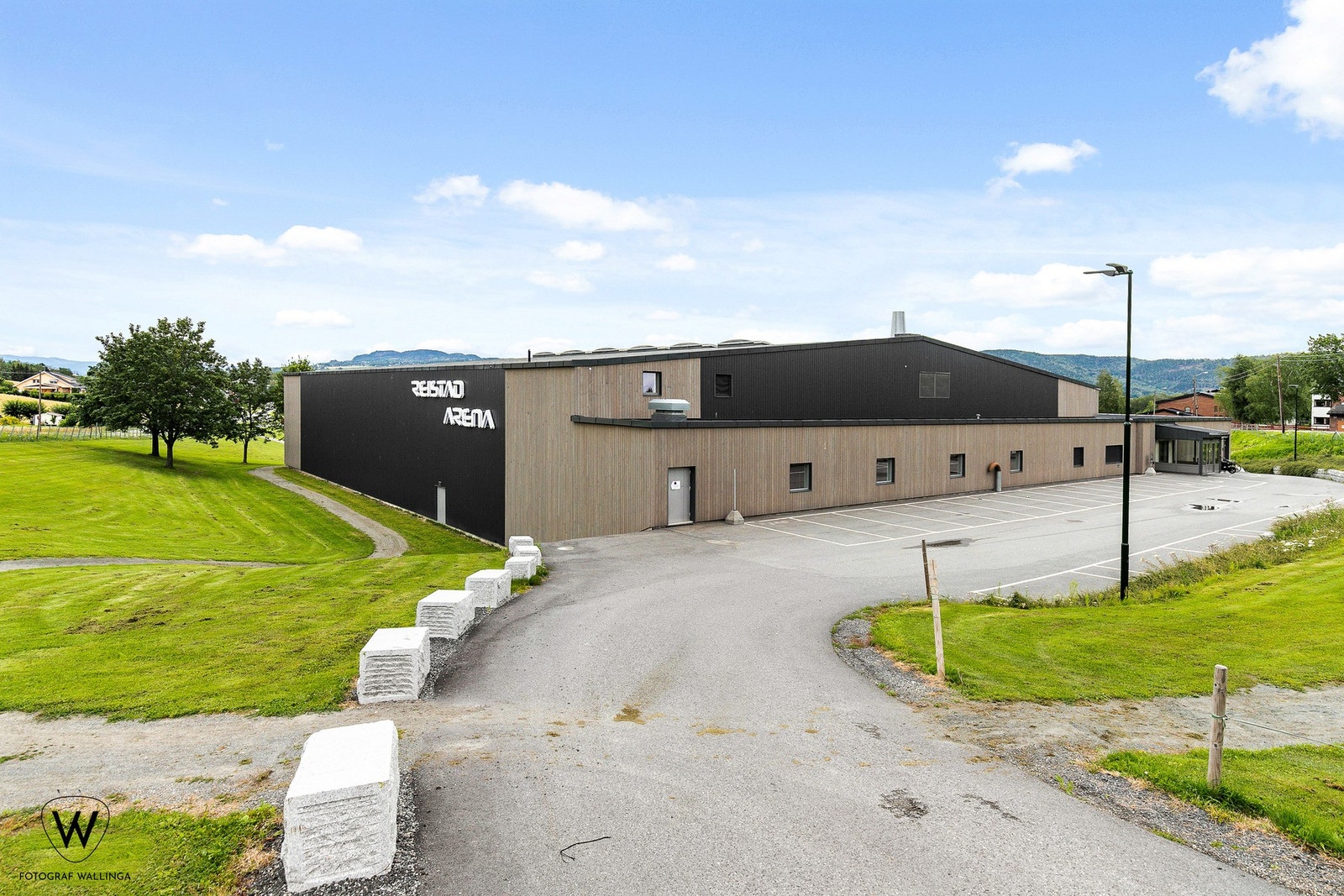 Kort vei til både skole og barnehager. Galleribilde