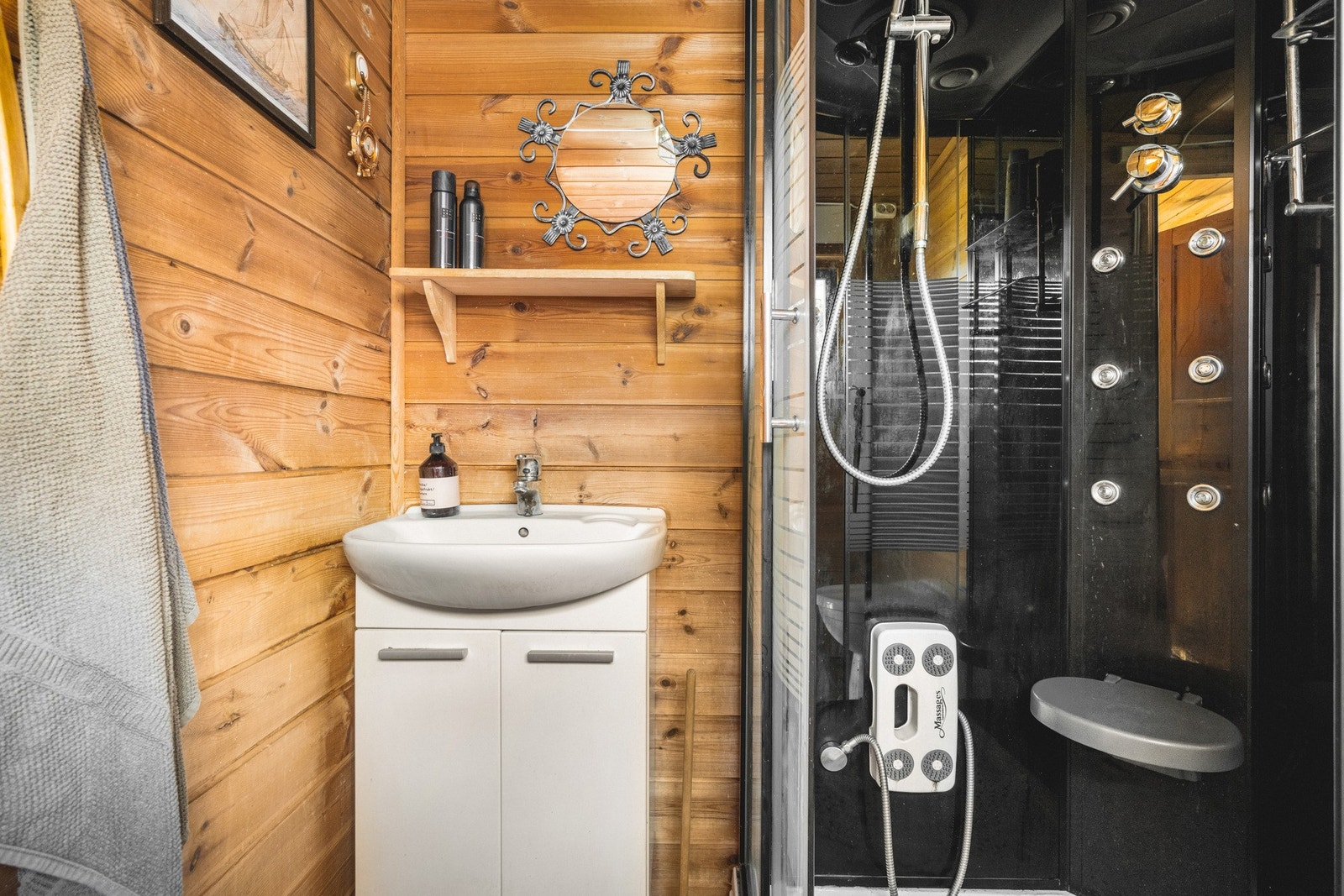 Badet er på 3,1 kvm Galleribilde