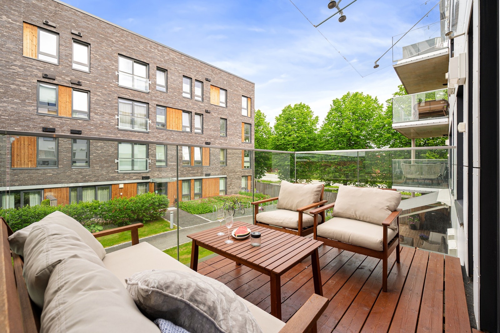 Her har du plass til sittegruppe og grill. Galleribilde