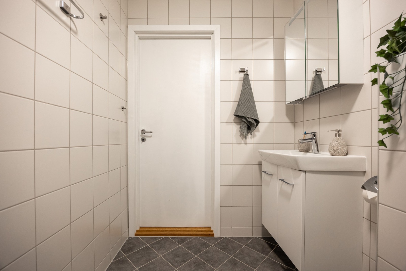 Det er elektrisk gulvvarme. Galleribilde