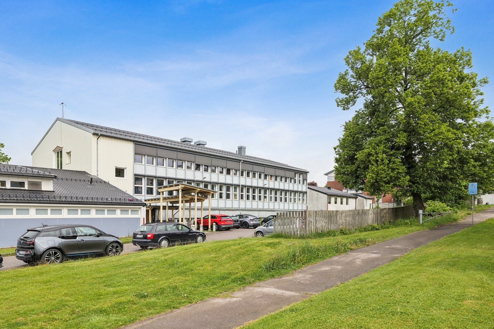 Træleborg skole. Galleribilde