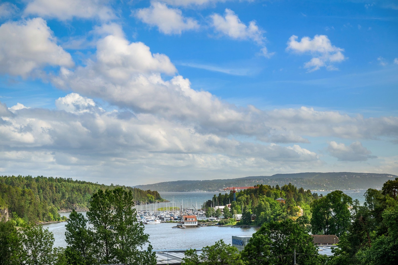 Vakker fjordutsikt fra andre etasje. Galleribilde