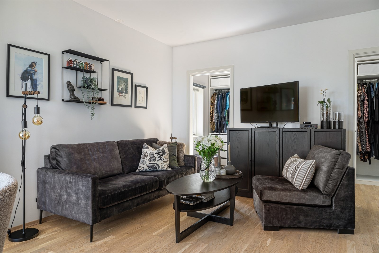 Leiligheten har lave felleskostnader på 2.879,- ! Galleribilde