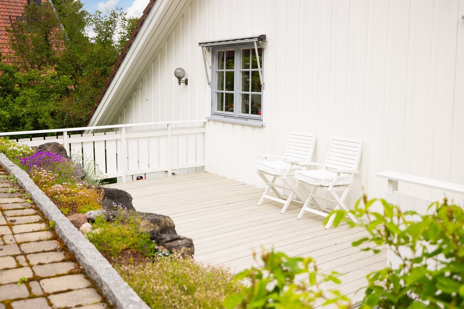 Terrassen utenfor kjøkken / soverom. Galleribilde