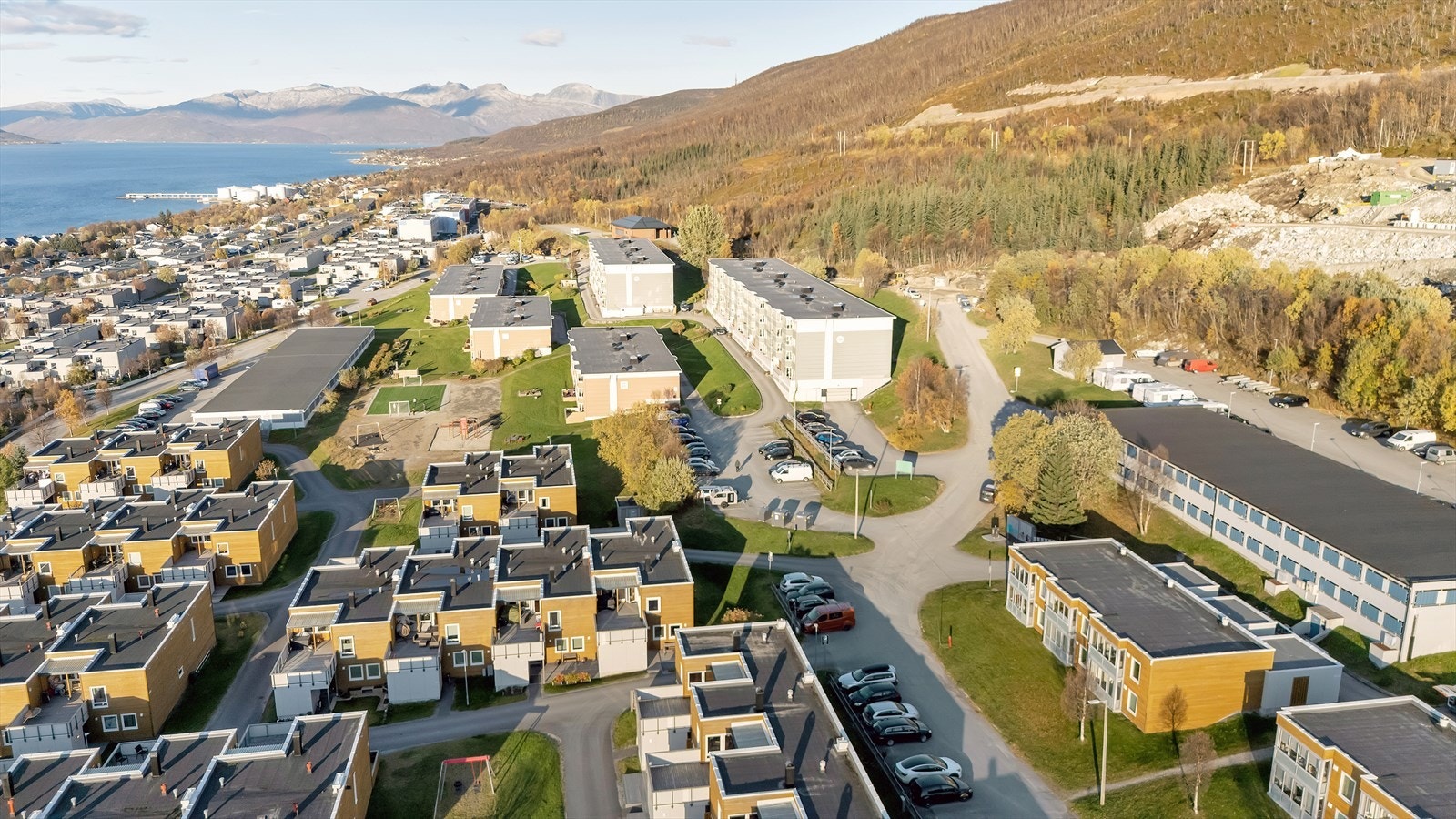 Kort veg til turområder og lysløype Galleribilde