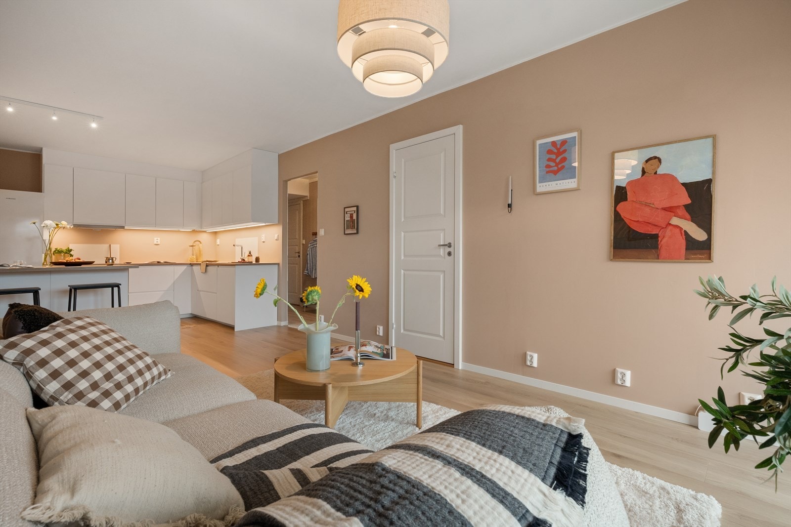 Stuen er lett å innrede! Galleribilde