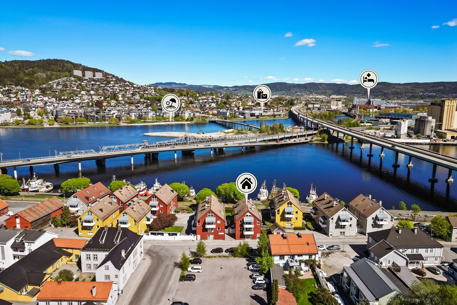 Flere matbutikker, inkludert Kiwi XL og Rema 1000, ligger innen 8 minutters gange. Galleribilde