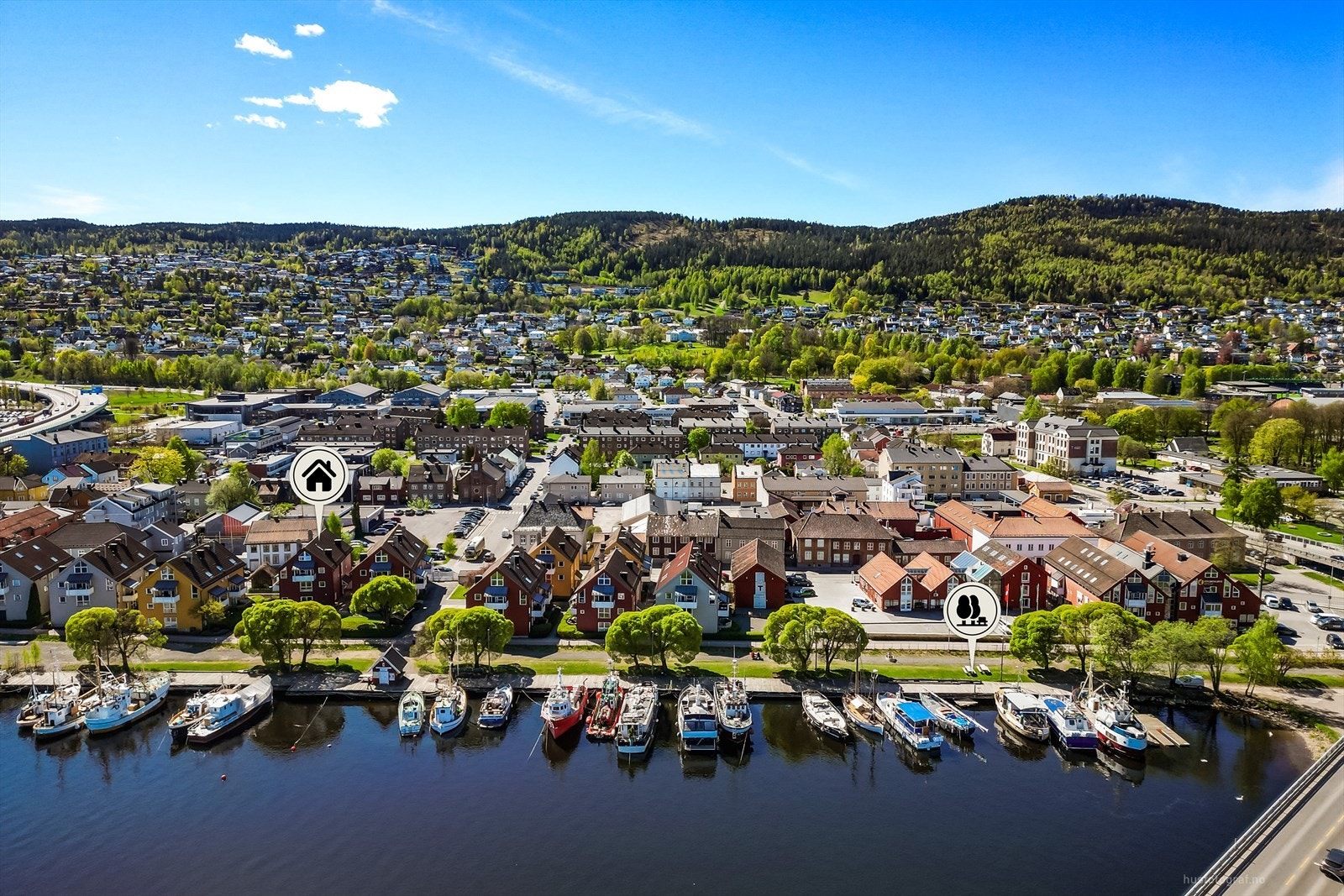 Sentral beliggenhet på Strømsø-siden av Drammen. Galleribilde