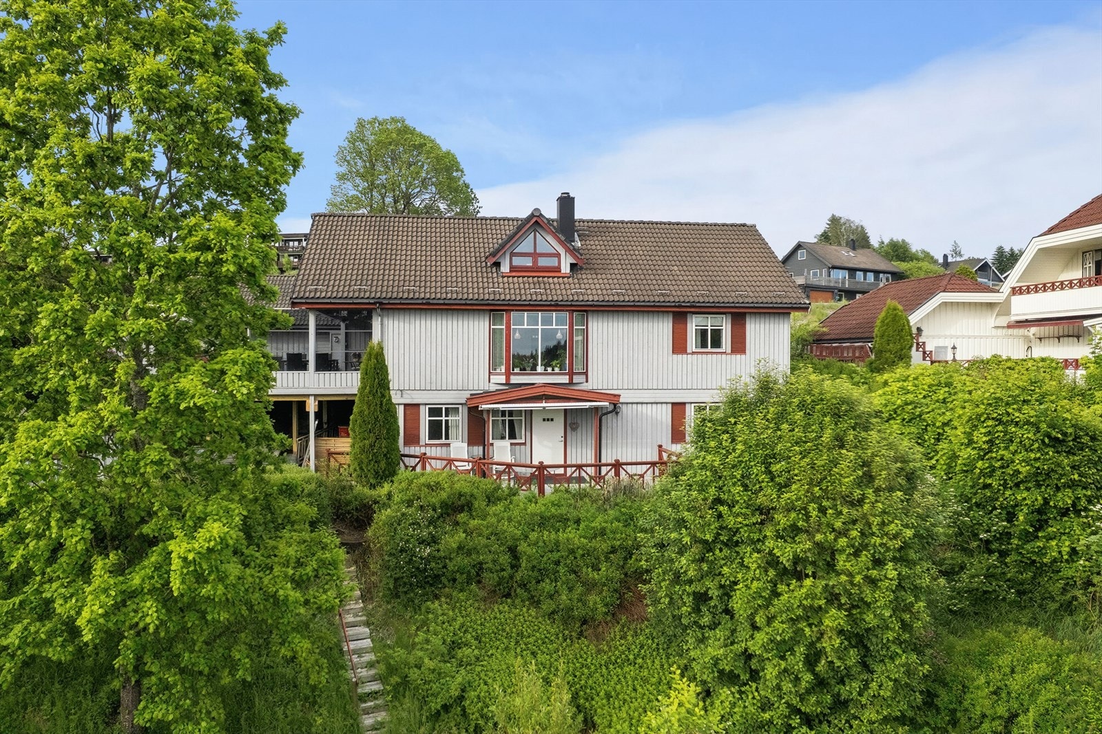 Bakside Galleribilde