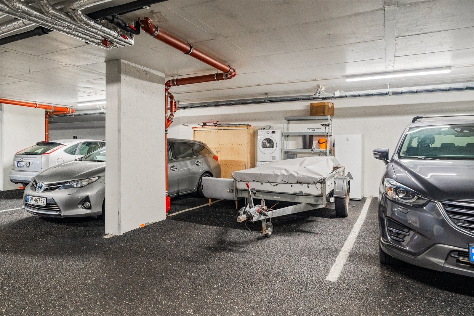 Det medfølger fast garasjeplass i felles garasjeanlegg Galleribilde