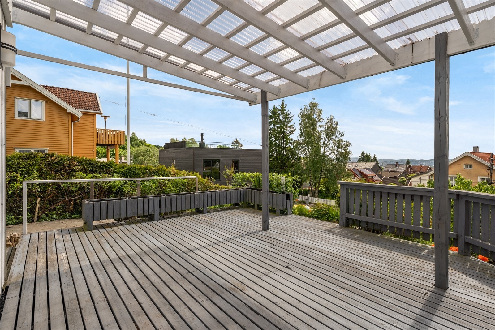 En lys og innholdsrik del av horisontaldelt tomannsbolig med attraktiv beliggenhet på Korsvoll. Galleribilde