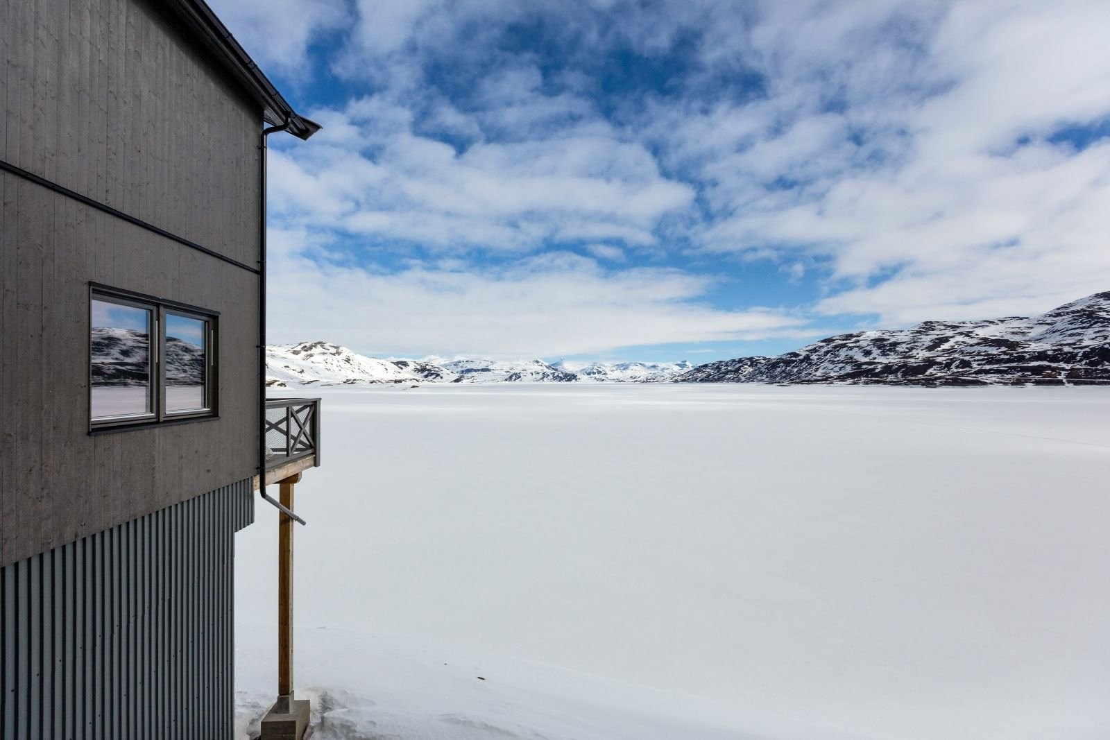 Mot nord fra terrasse Galleribilde